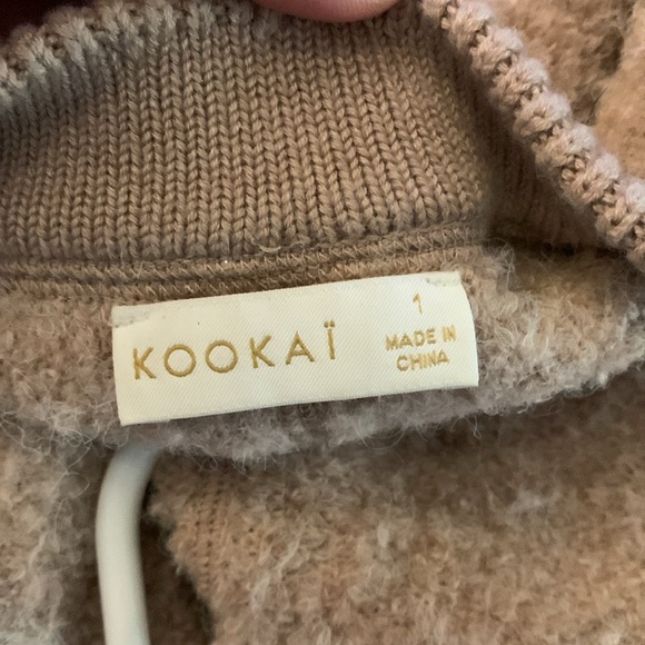 Kookaï minimalist fuzzy Cozy Tan crewneck Sweater - Picture 4 of 4